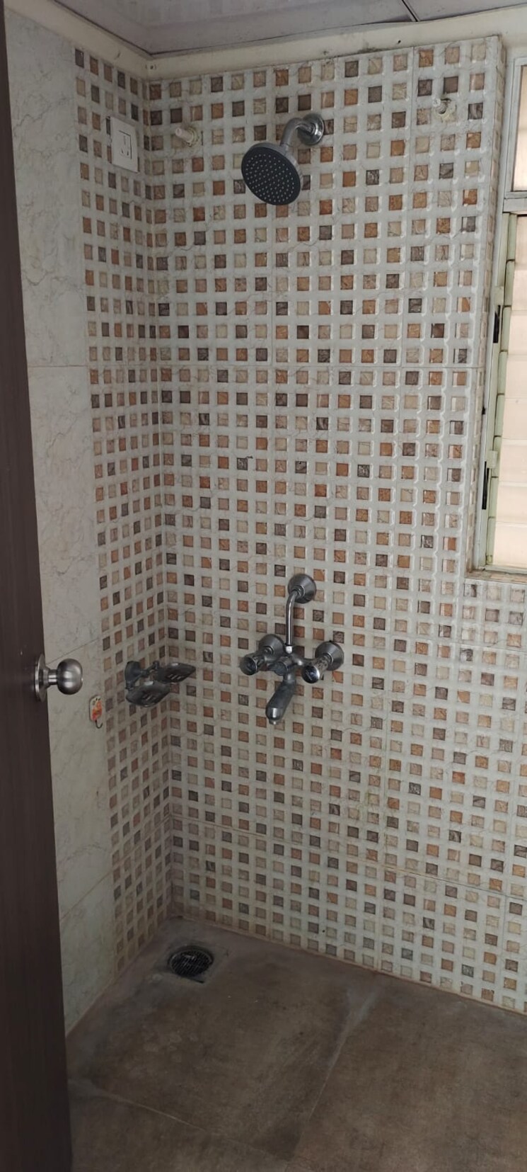Bathroom, ganga-new-town 1 Bedroom 1000 Sq.Ft. Apartment In Dhanori Pune 7726863