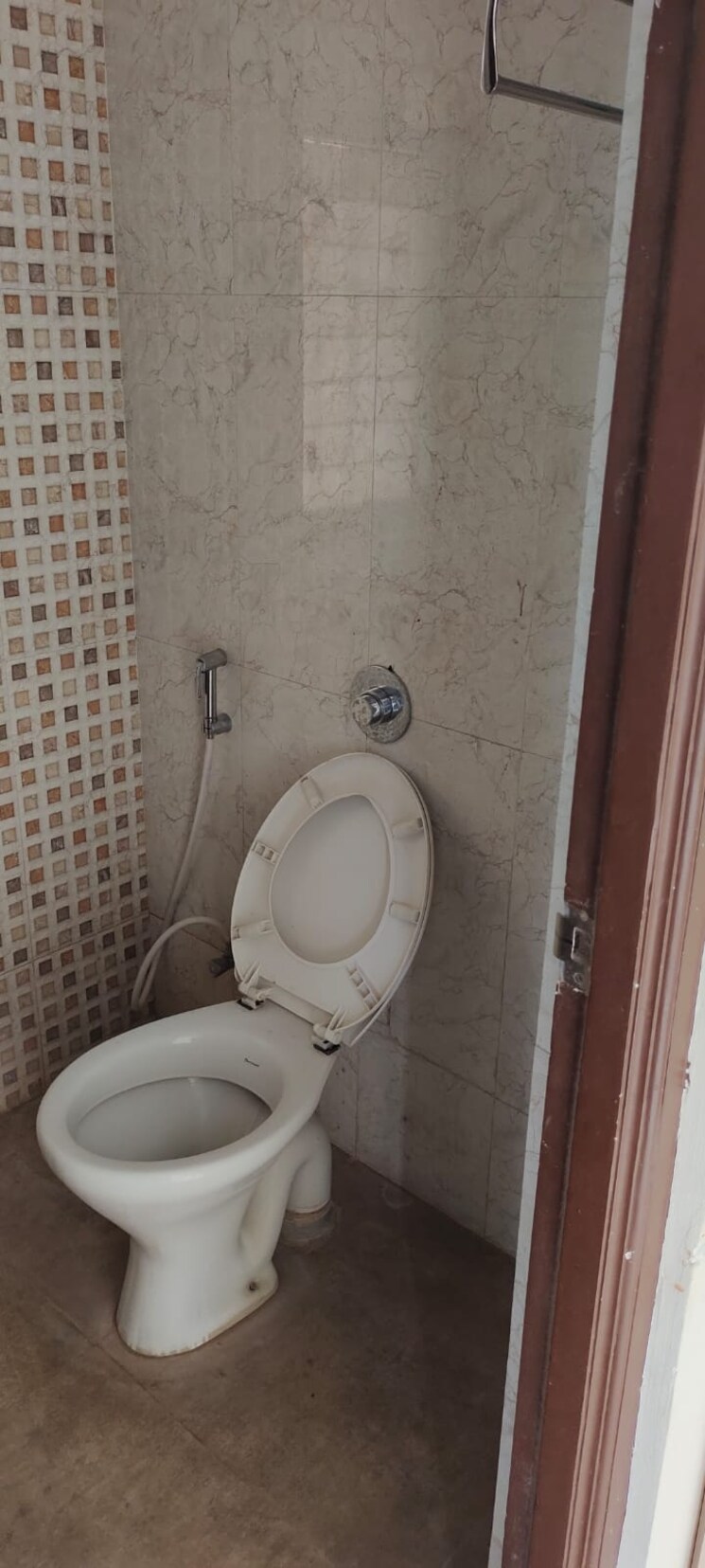 Bathroom, ganga-new-town 1 Bedroom 1000 Sq.Ft. Apartment In Dhanori Pune 7726863