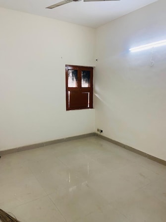 3 BHK Apartment For Rent in RWA Apartments Sector 37 Sector 37 Noida  7727015