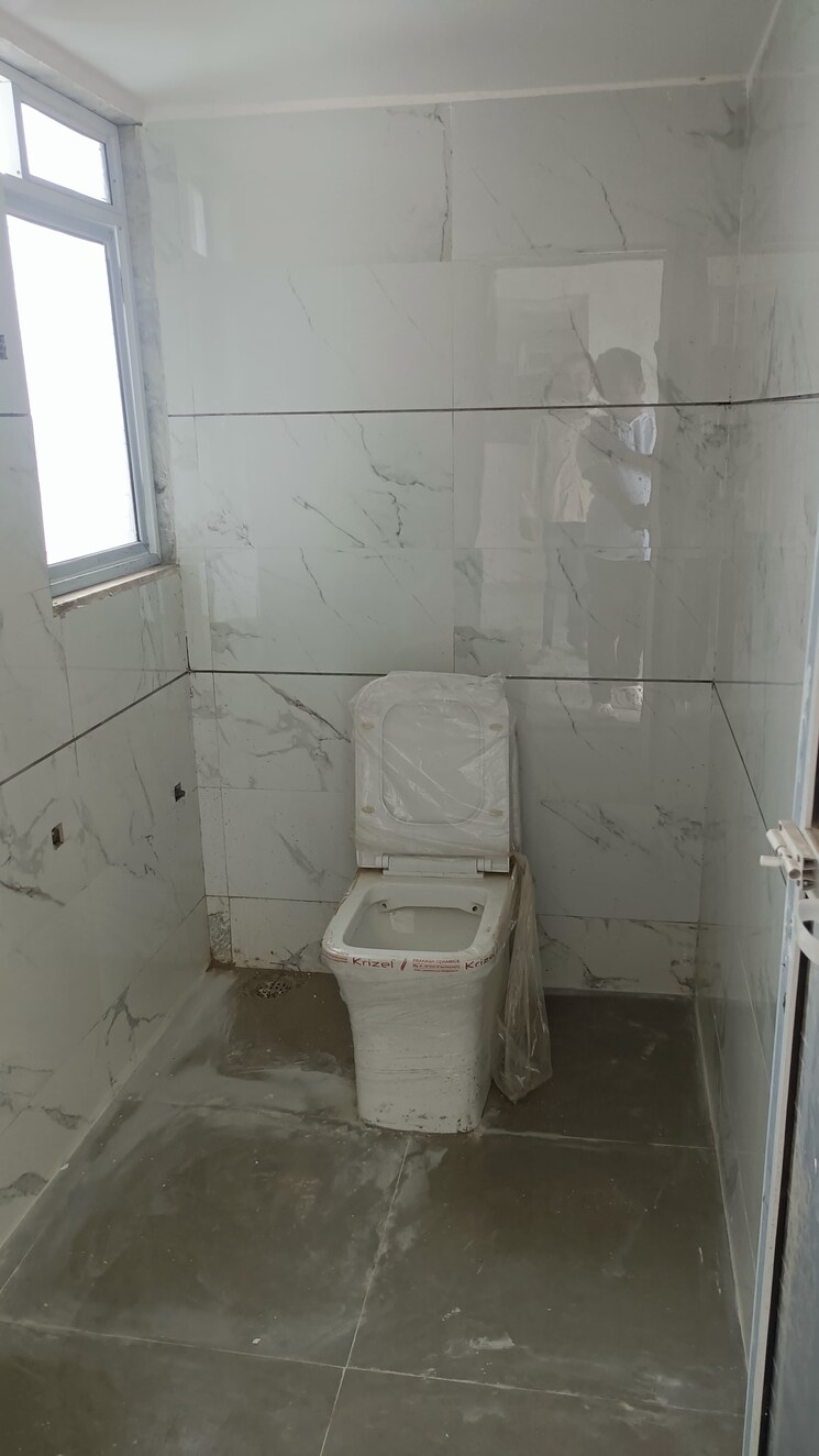 Bathroom, patil-divine-heights 2 Bedroom 550 Sq.Ft. Apartment In Diva Thane 7727004