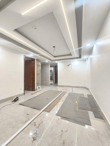 Living Room in 3 BHK Builder Floor at Chattarpur – for Sale