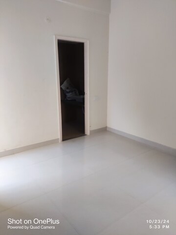 Room in 6 BHK Villa at Amrit Pebble Bay Ph I, Baghmugalia – for Sale