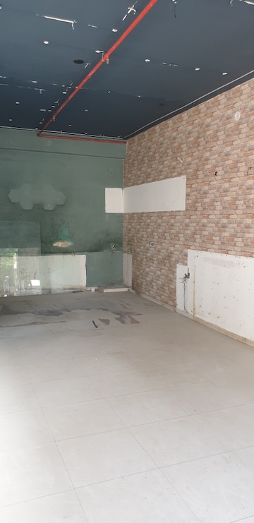 Commercial Showroom 782 Sq.Ft. For Rent in Surat Dumas Road Surat  7727710