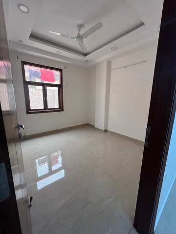 Room in 2 BHK Builder Floor at Chattarpur – for Sale