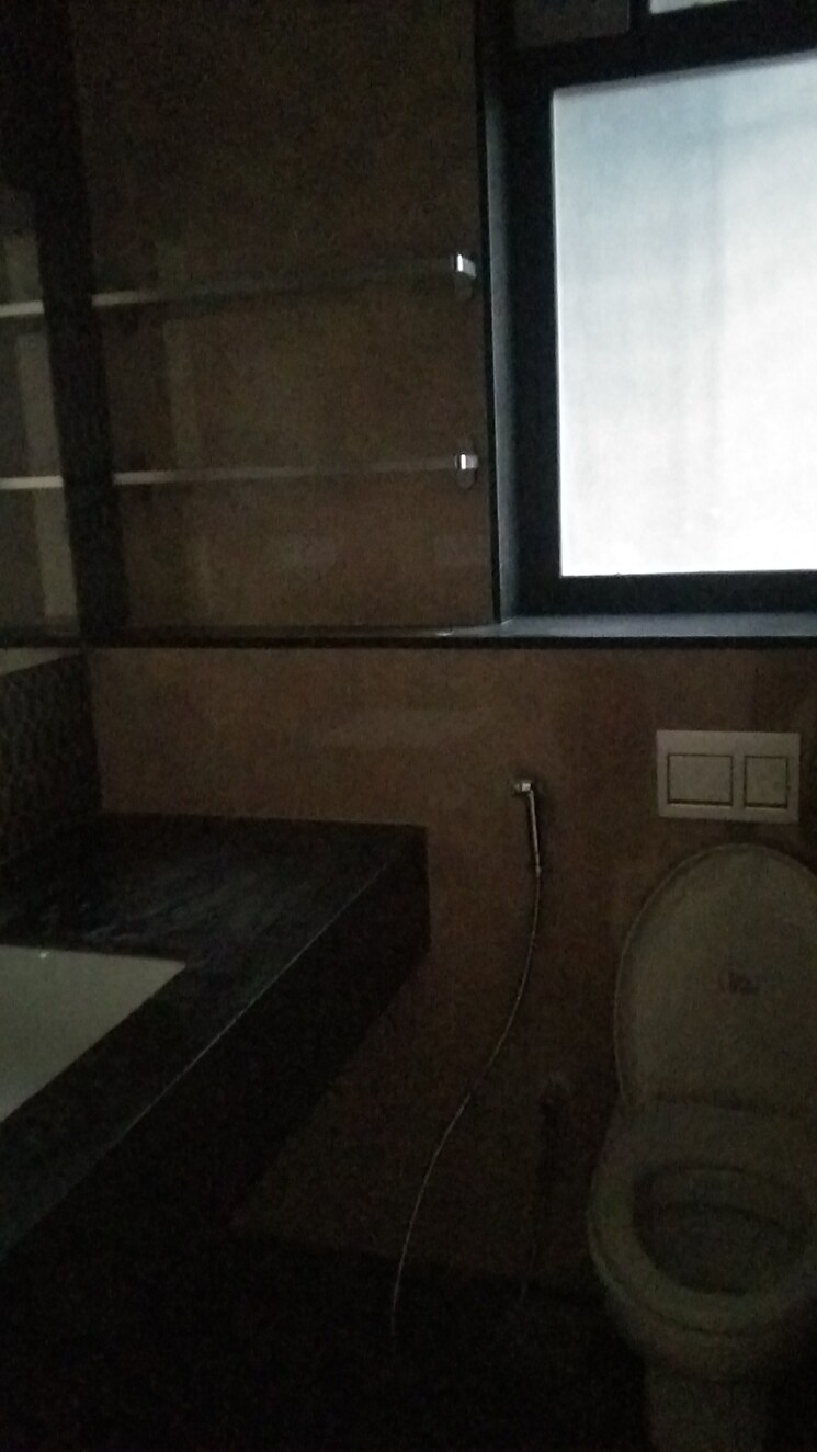 Bathroom, lodha-palava-city 3 Bedroom 1161 Sq.Ft. Apartment In Dombivli East Thane 7727927