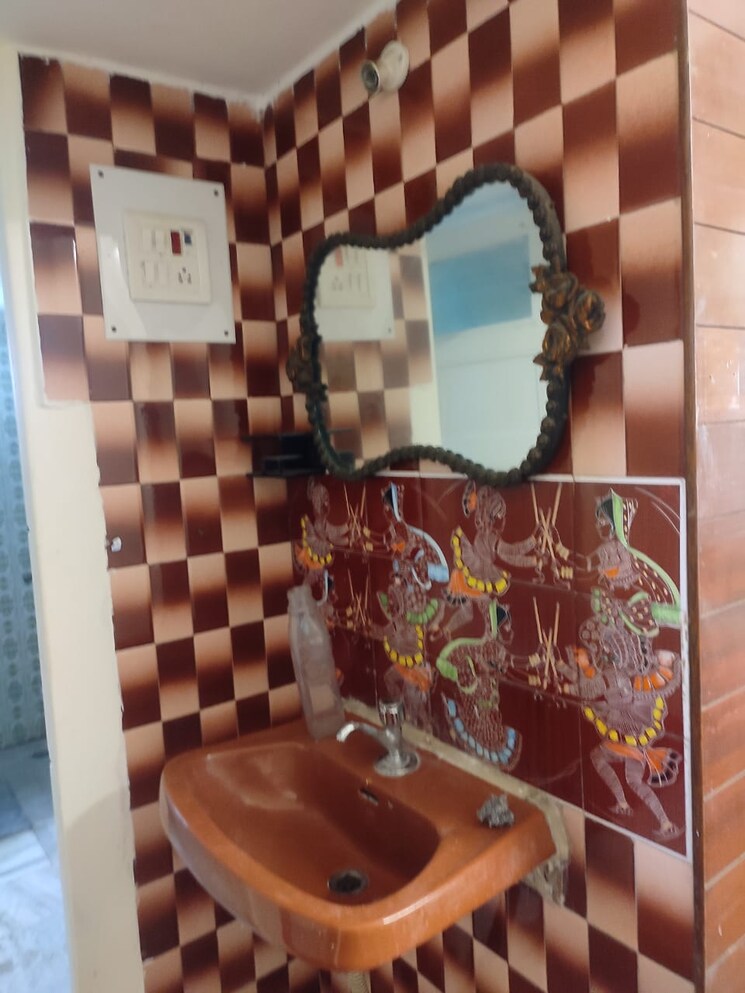 undefined, usha-sadan-apartment 2 Bedroom 810 Sq.Ft. Apartment In Colaba Mumbai 7728117