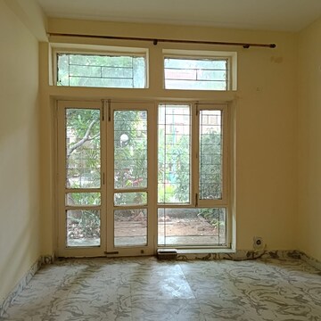 Room in 3 BHK Villa at Eros Rosewood City, Sector 49 – for Sale