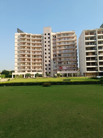 3 BHK Apartment For Resale in Cosmos Express 99 Sector 99 Gurgaon  7728488