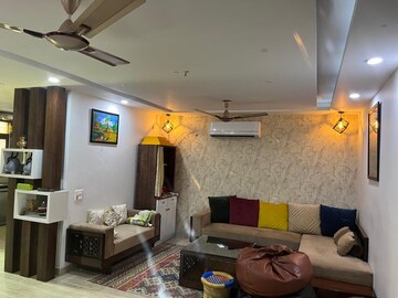 Living Room in 2 BHK Builder Floor at Palam Vihar – for Rent