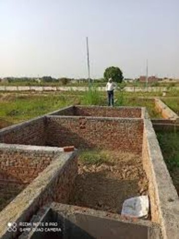  Plot For Sale in Gautam Buddha University