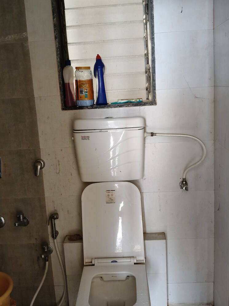 Bathroom, sai-satyam-homes 2 Bedroom 958 Sq.Ft. Apartment In Kalyan West Thane 7728985