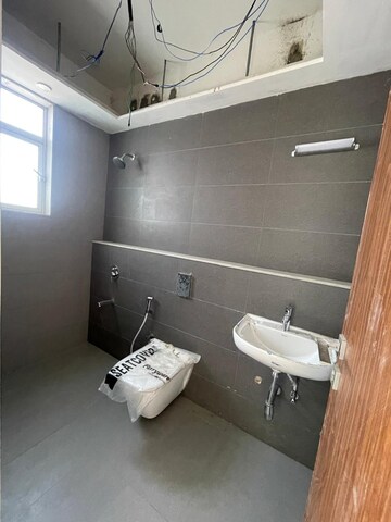 Bathroom in 3 BHK Apartment at Dudhawala Proxima Residences, Andheri East – for Sale