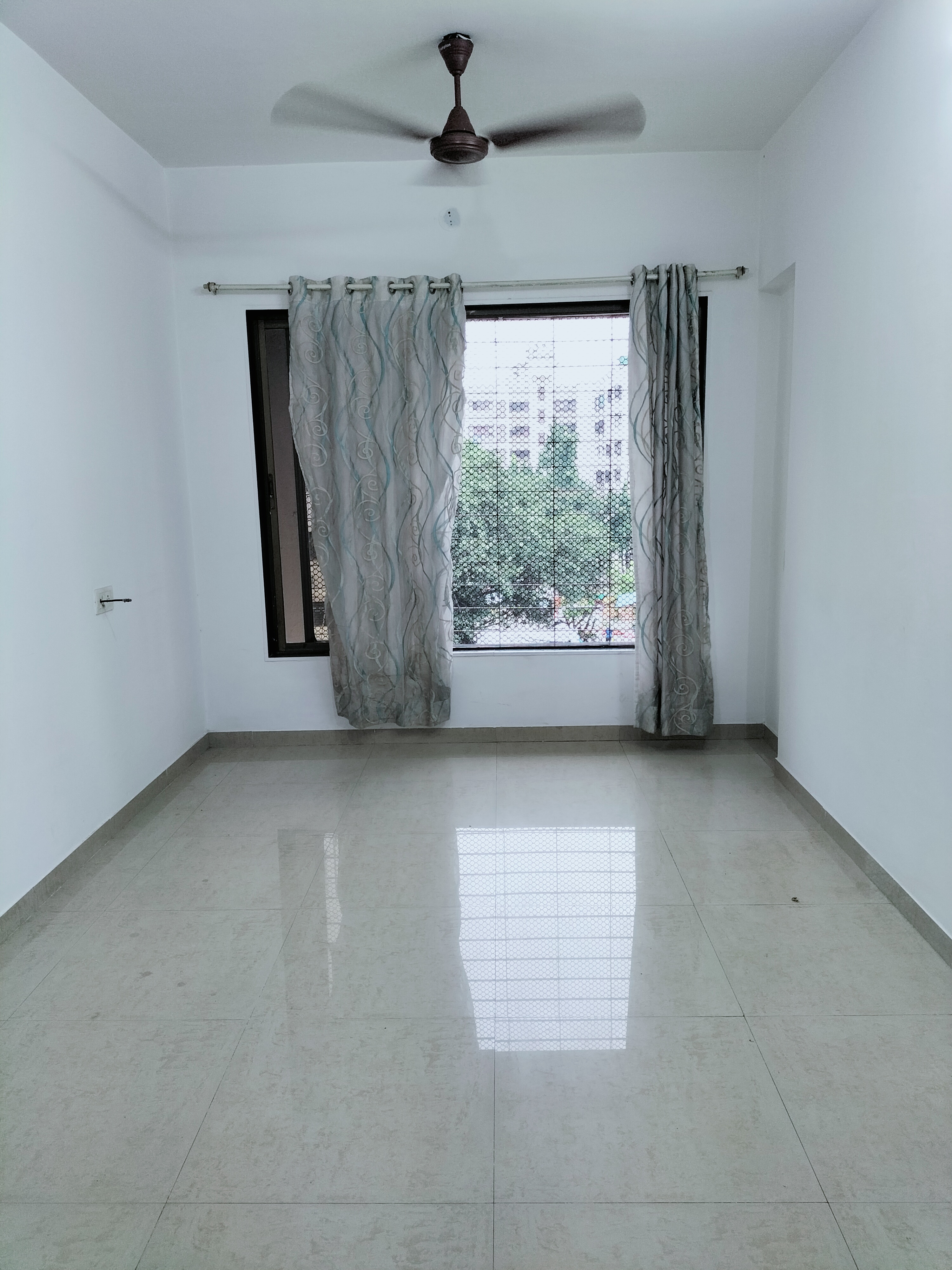 1 BHK Apartment For Rent in Riddhi Garden Malad East Mumbai  7729774