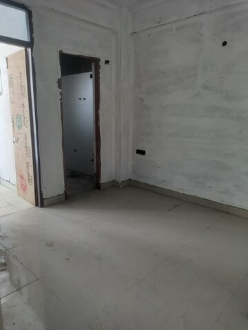 Room in 3 BHK Apartment at Amolik Sankalp, Sector 85 – for Sale