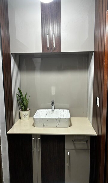 Room in 4 BHK Apartment at Pioneer Park Presidia, Sector 62 – for Sale