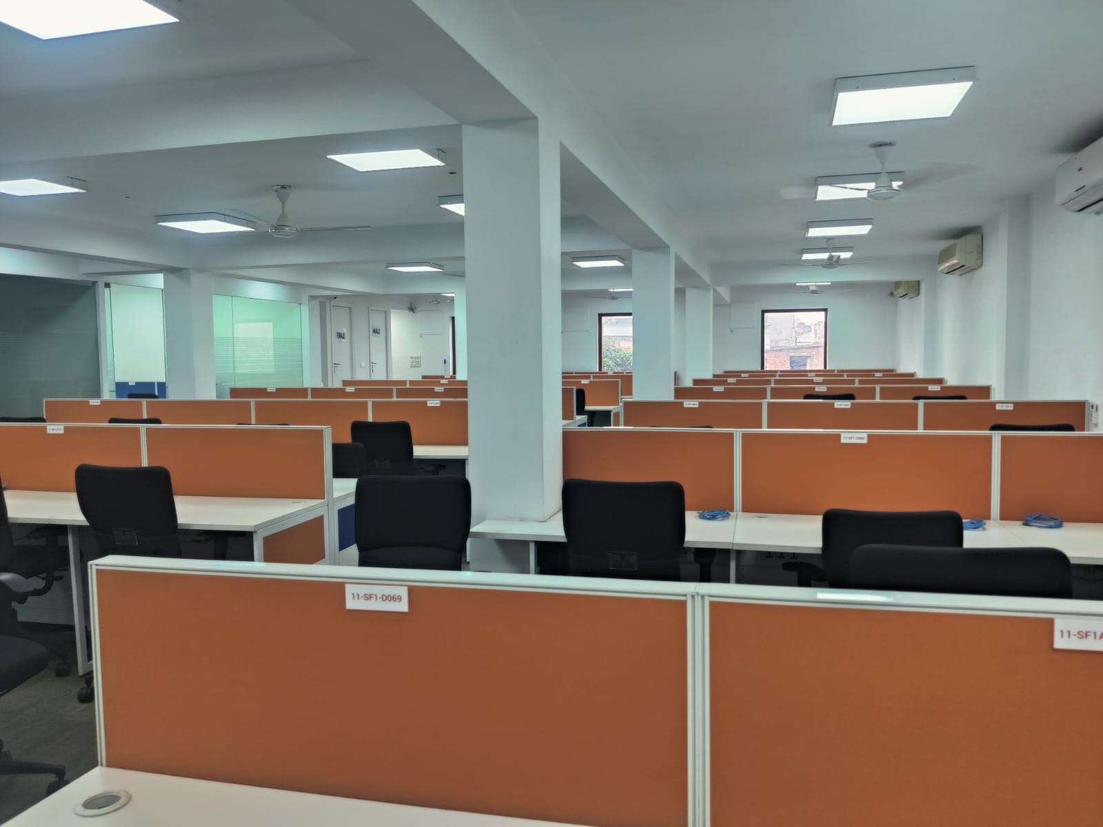 Commercial Office Space 3600 Sq.Ft. For Rent in Okhla Industrial Estate Phase 2 Delhi  7730000