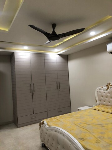 Bedroom in 3.5 BHK Builder Floor at Kohat Enclave – for Sale