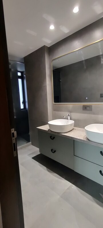 Master Bedroom in 4 BHK Apartment at Lodha Trump Tower, Worli – for Rent