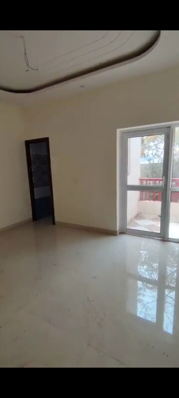 Room in 3 BHK Apartment at Emerald Anmol, Sector 88 – for Sale