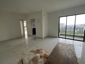 Room in 3 BHK Apartment at Runwal Gardens, Dombivli East – for Sale
