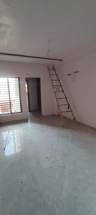 3 BHK Builder Floor For Resale in DLF Centre Point Sector 11 Faridabad  7730652