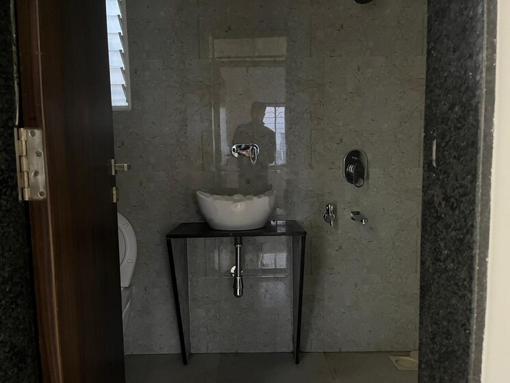 Bathroom, sukhwani-aakashdeep 2 Bedroom 834 Sq.Ft. Apartment In Kasarwadi Pune 7730829