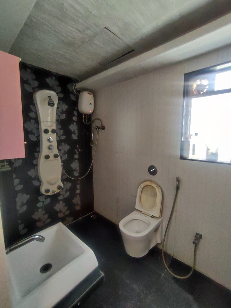 Bathroom, akshar-siddhi-heights 2 Bedroom 1300 Sq.Ft. Apartment In Nerul Navi Mumbai 7730890