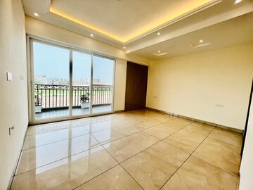 Room in 5 BHK Apartment at Motia Harmony Greens, Kishanpura – for Sale