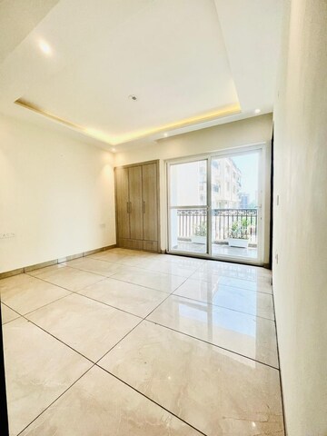 Room in 5 BHK Apartment at Motia Harmony Greens, Kishanpura – for Sale