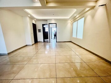 Room in 5 BHK Apartment at Motia Harmony Greens, Kishanpura – for Sale