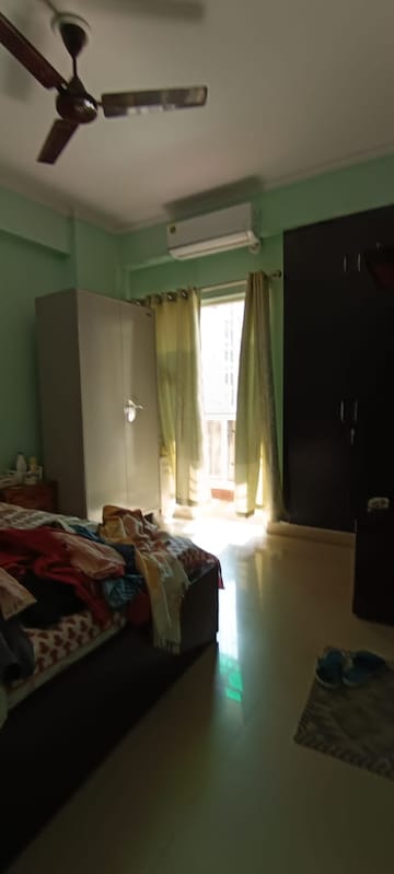 Living Room in 2.5 BHK Apartment at SRS Royal Hills, Sector 87 – for Sale