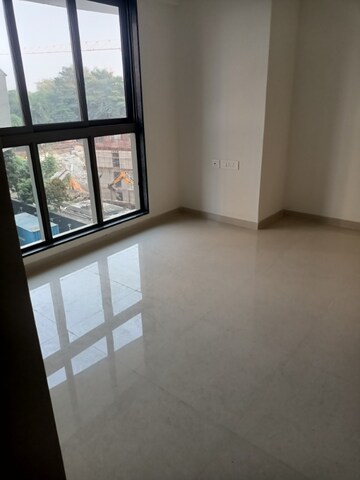 Room in 1 BHK Apartment at Runwal Eirene, Balkum Pada – for Rent