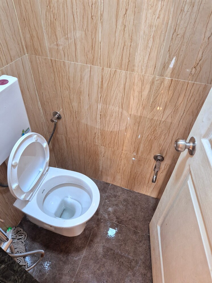 Bathroom, anmol-basera 1 Bedroom 650 Sq.Ft. Apartment In Kharghar Navi Mumbai 7731470