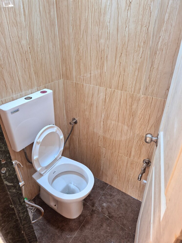 Bathroom, anmol-basera 1 Bedroom 650 Sq.Ft. Apartment In Kharghar Navi Mumbai 7731470