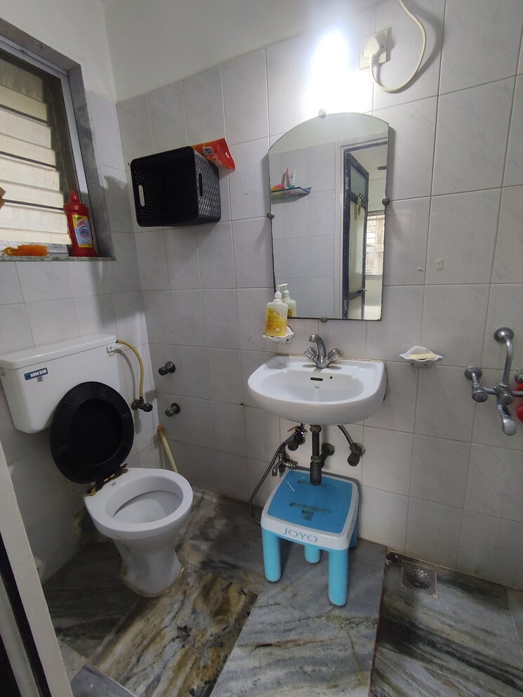 Master Bedroom, pranik-garden 2 Bedroom 840 Sq.Ft. Apartment In Kandivali West Mumbai 7731553