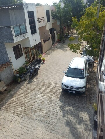 Parking in 4 BHK Independent House at Sector 82 – for Sale