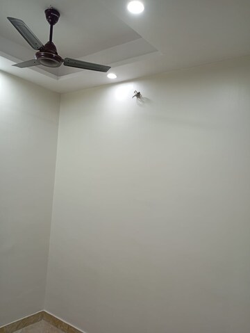 2.5 BHK Apartment For Sale in Paschim Vihar