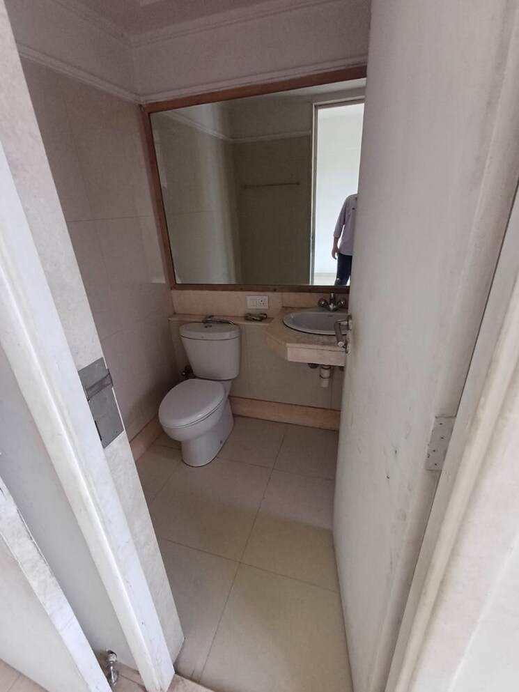 Bathroom, kalpataru-hills-phase-ii 2 Bedroom 767 Sq.Ft. Apartment In Manpada Thane 7732006