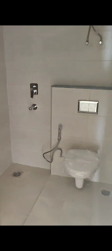 Bathroom in 2 BHK Apartment at BPTP Discovery Park, Sector 80 – for Sale