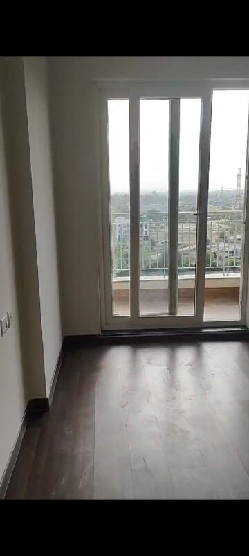 Building Lobby in 2 BHK Apartment at BPTP Discovery Park, Sector 80 – for Sale