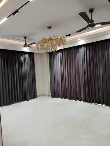 Balcony in 4 BHK Builder Floor at SS Southend Floors, South City 2 – for Sale