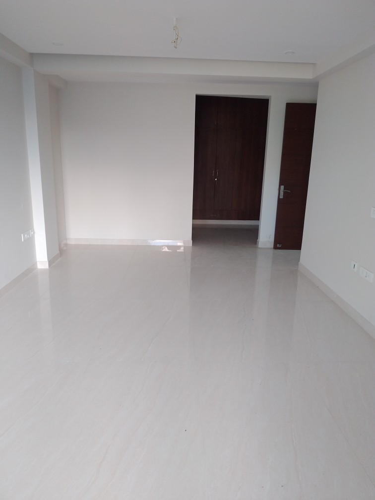 3 BHK Builder Floor For Sale in Sector 23