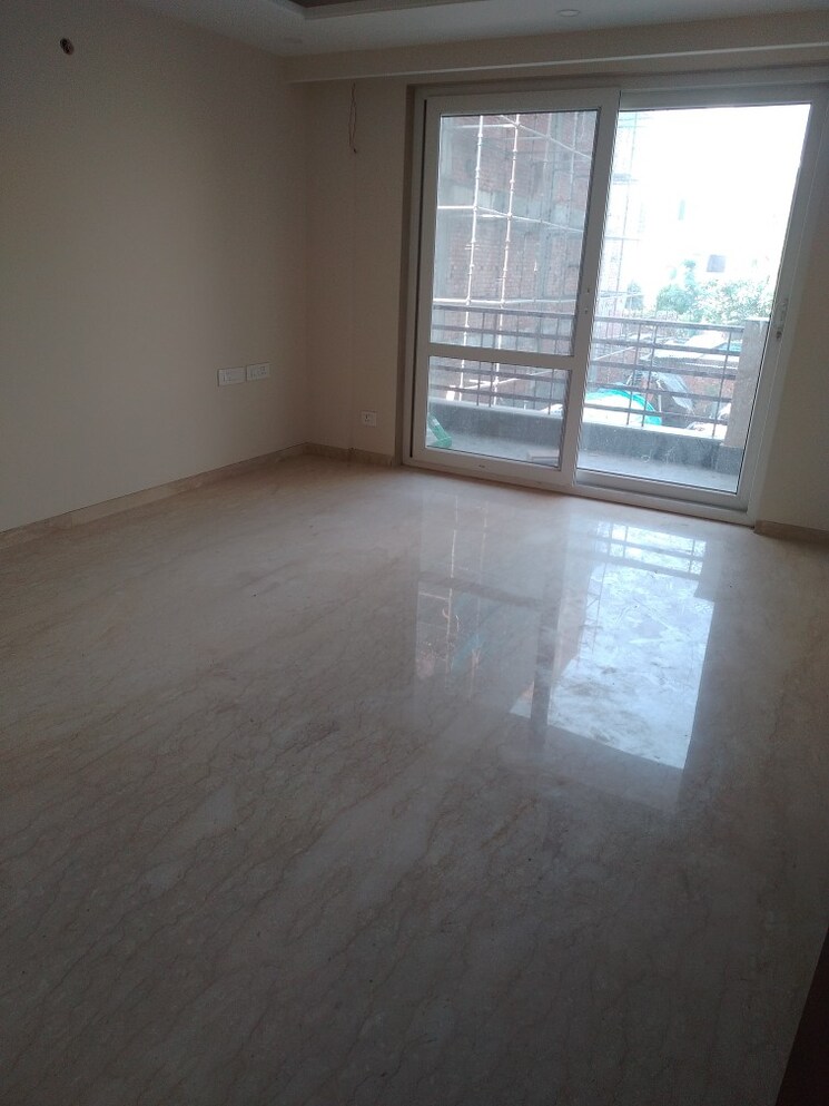 Room, sector 23 5 Bedroom 163 Sq.Yd. Independent House In Sector 23 Gurgaon 7732936