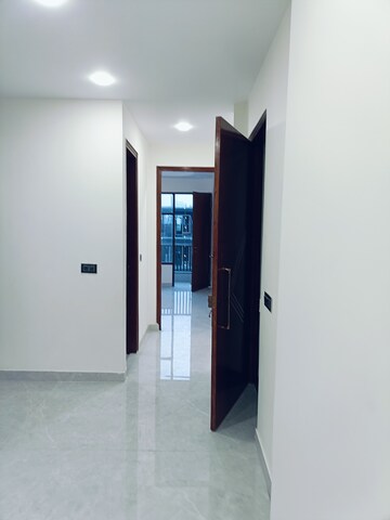 Building Lobby in 3 BHK Apartment at Omaxe World Street, Sector 79 – for Sale