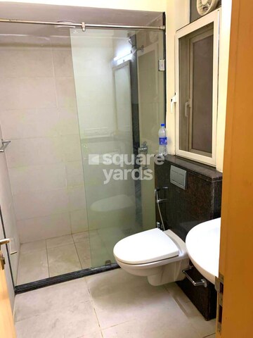 Bathroom in 1 BHK Apartment at Andheri West – for Sale