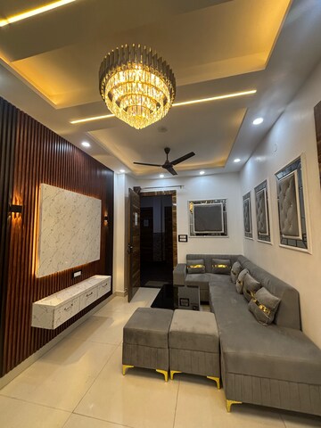 2 BHK Apartment at Venessa Enfinity Heights, Banthra Sikander Pur – for Rent