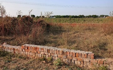 Plot For Sale in Whitefield Road