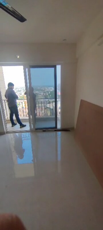 Room in 2.5 BHK Apartment at Signature The Serenas, Sohna Sector 36 – for Sale