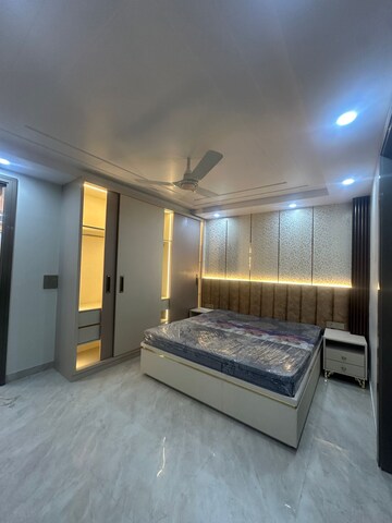 Bedroom in 3 BHK Builder Floor at Saket – for Sale