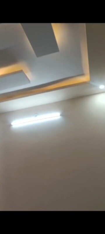 Room in 2 BHK Independent House at Naubasta Kala – for Sale